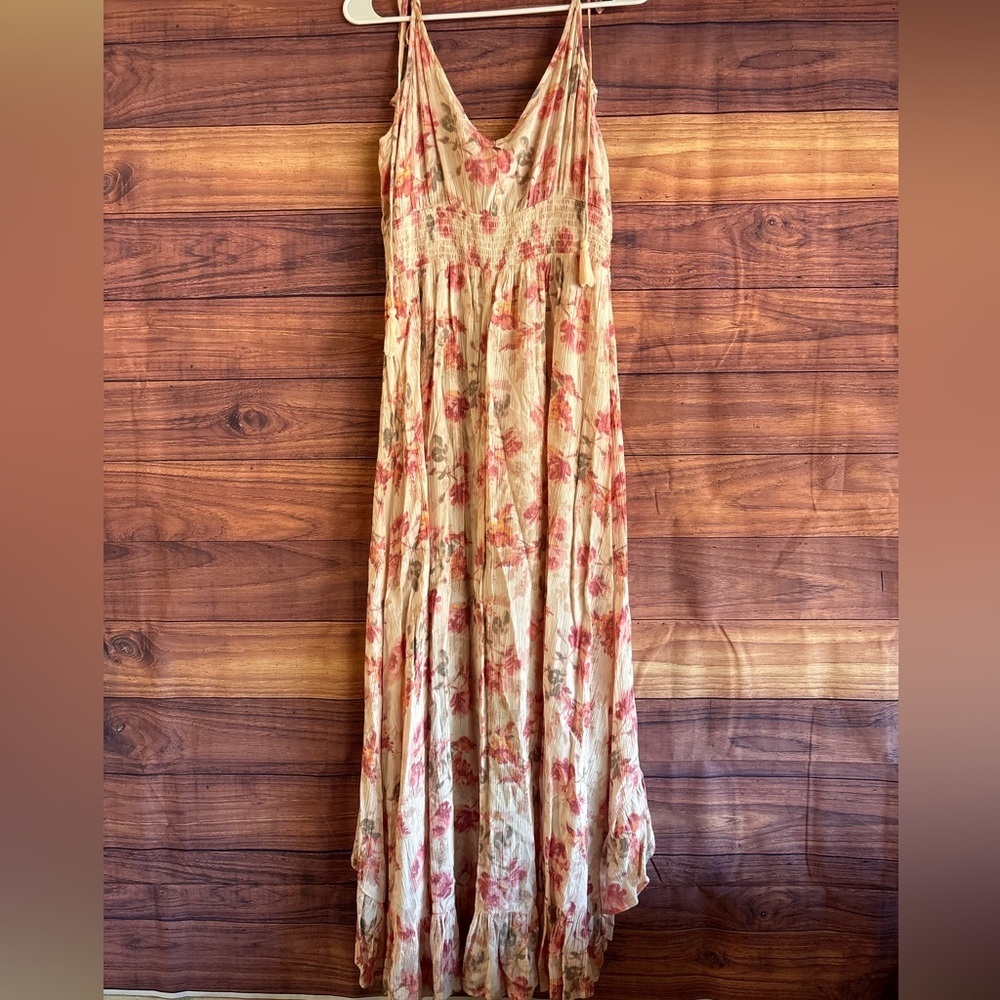 GUESS Womens Floral High Low Maxi Dress Peach Cream Smocked Waist Tassels Size M - Picture 5 of 6